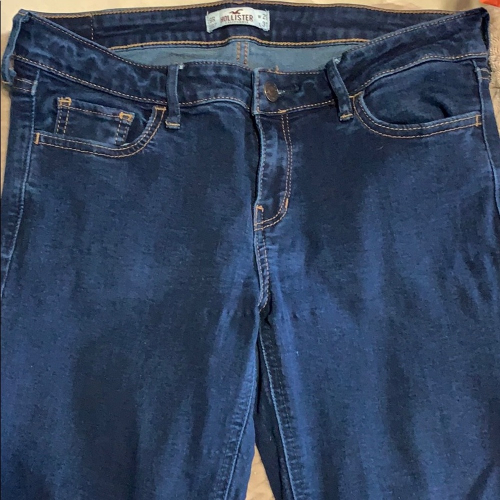 Women’s dark wash skinny jeans!